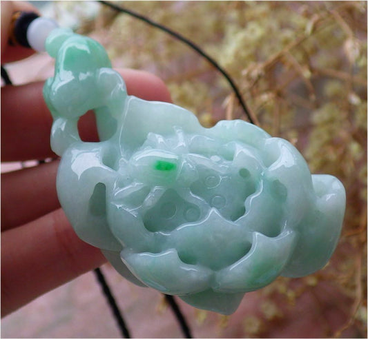 Certified Hand Carved Green Natural Myanmar Burma A Jade jadeite Frog Toad Spider Lotus Flower Pendant Necklace