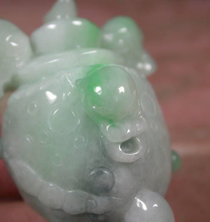 Certified Hand Carved Green Natural Myanmar Burma 100% A Jade jadeite Dragon Yuan Bao Coin Display