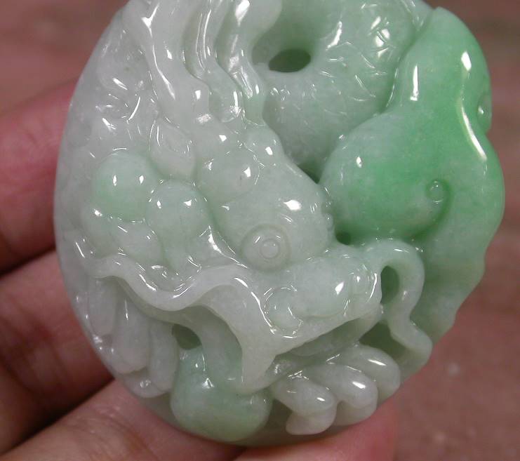 Certified Hand Carved Green Burma Natural A Jade jadeite Dragon Lotus Flower Pendant Necklace