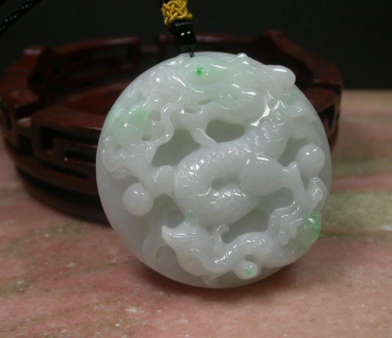 Certified Hand Carved Green Myanmar Burma Natural A Jade jadeite Dragon Mouse Pendant Necklace