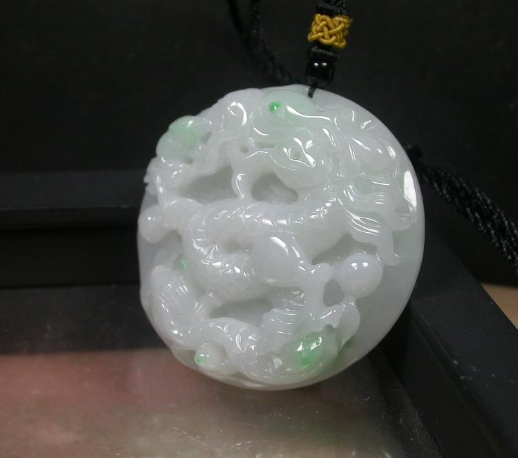 Certified Hand Carved Green Myanmar Burma Natural A Jade jadeite Dragon Mouse Pendant Necklace