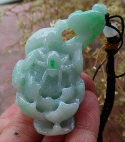 Certified Hand Carved Green Natural Myanmar Burma A Jade jadeite Frog Toad Spider Lotus Flower Pendant Necklace