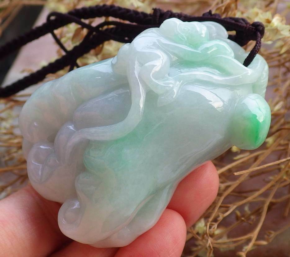 Certified Hand Carved Green Natural Myanmar Burma Grade A Jade jadeite Monkey Buddha Hand Pendant Necklace