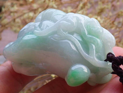 Certified Hand Carved Green Natural Myanmar Burma Grade A Jade jadeite Monkey Buddha Hand Pendant Necklace