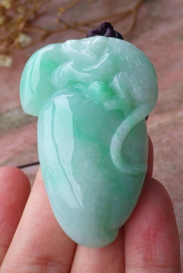 Certified Hand Carved Green Natural Myanmar Burma A Jade jadeite Monkey Peach Ruyi Pendant Necklace