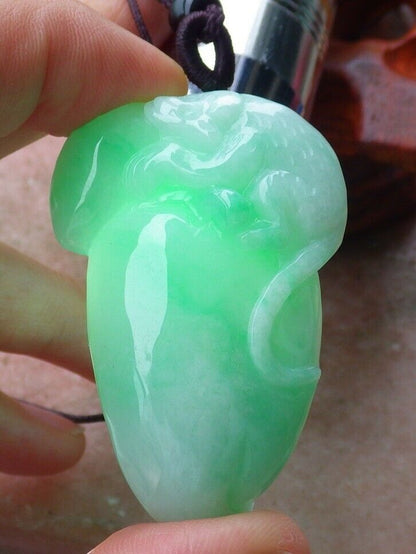 Certified Hand Carved Green Natural Myanmar Burma A Jade jadeite Monkey Peach Ruyi Pendant Necklace