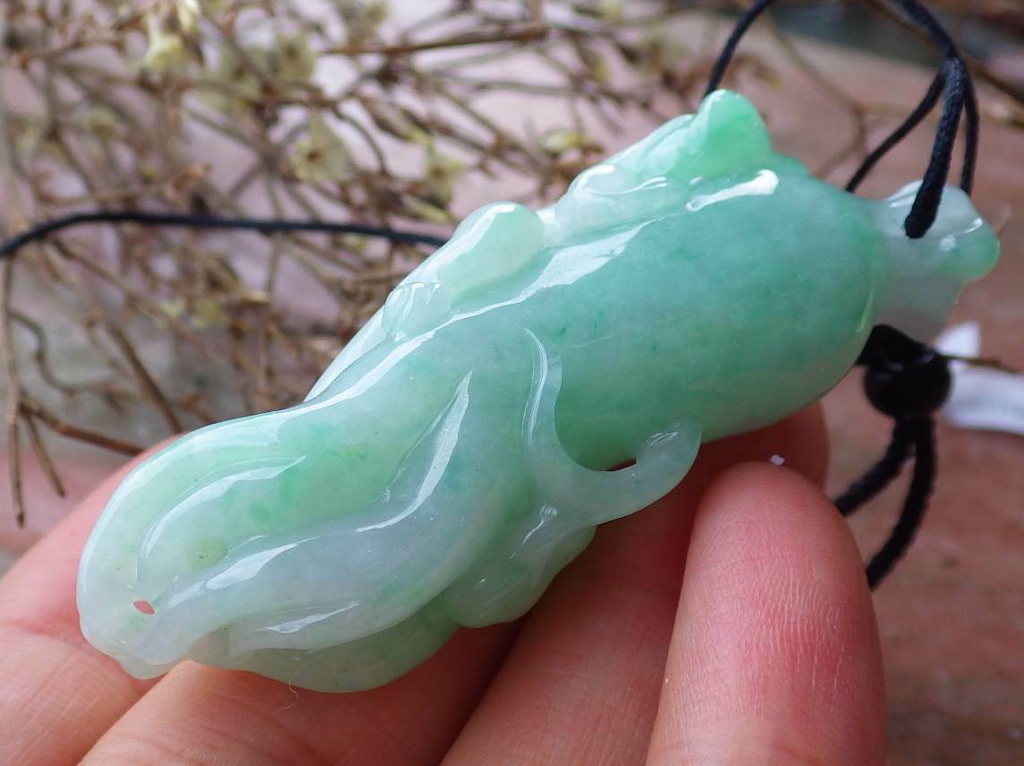 Certified Hand Carved Green Natural Myanmar Burma A Jade jadeite Dragon Pi Xiu Ginseng Pendant Necklace