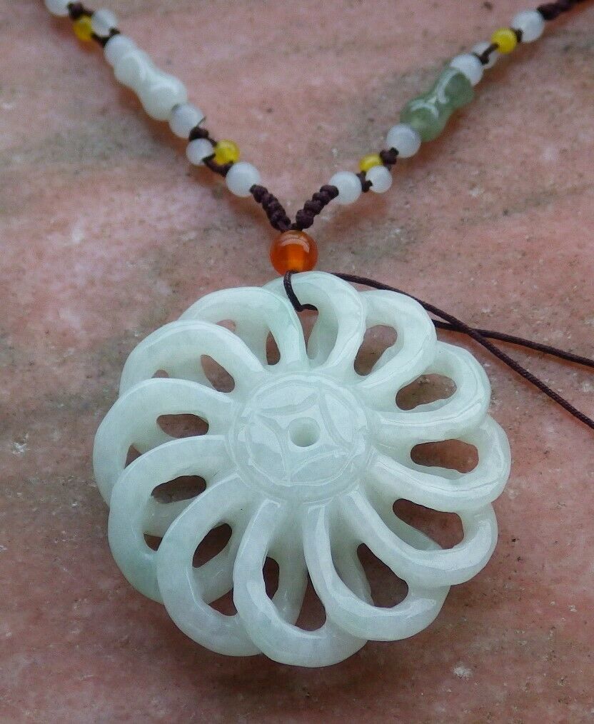 Certified Hand Carved Green Natural Myanmar Burma A Jade jadeite Coin Knotte Flower Circle Pendant Necklace