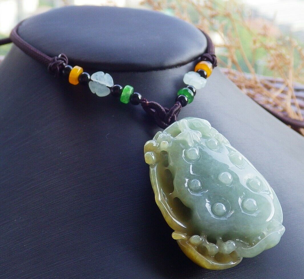 Certified Natural Yellow Myanmar Burma A Jade jadeite Frog Toad Lotus Flower Pendant Necklace