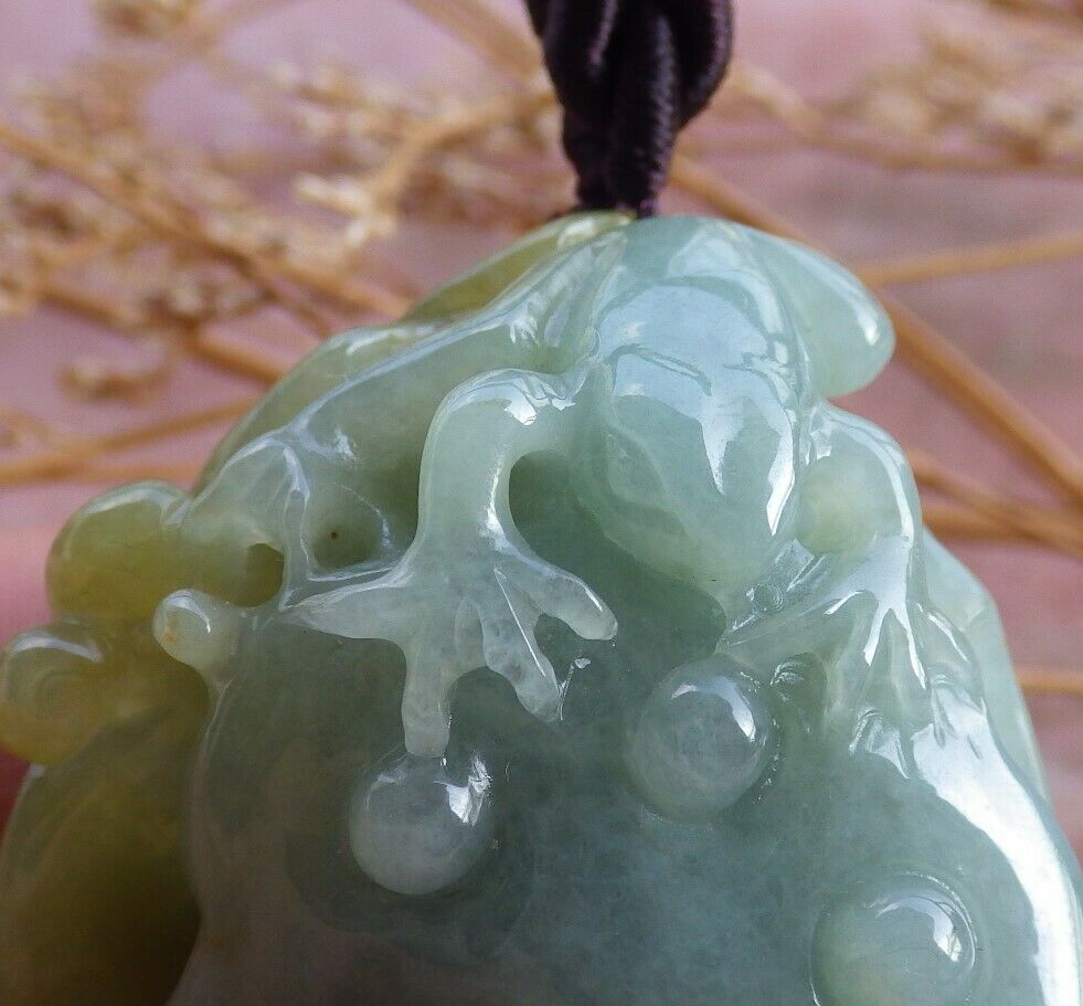 Certified Natural Yellow Myanmar Burma A Jade jadeite Frog Toad Lotus Flower Pendant Necklace