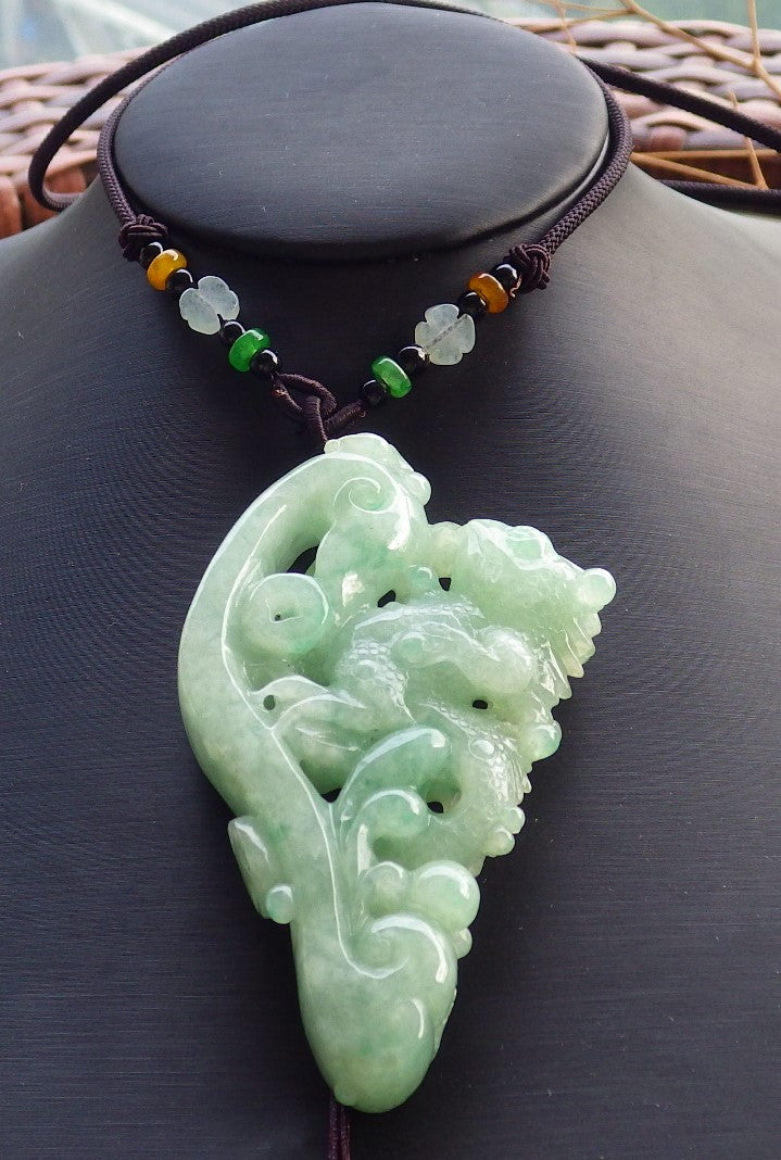 Certified Hand Carved Natural Myanmar Burma A Jade jadeite Display Flying Dragon Pendant Necklace