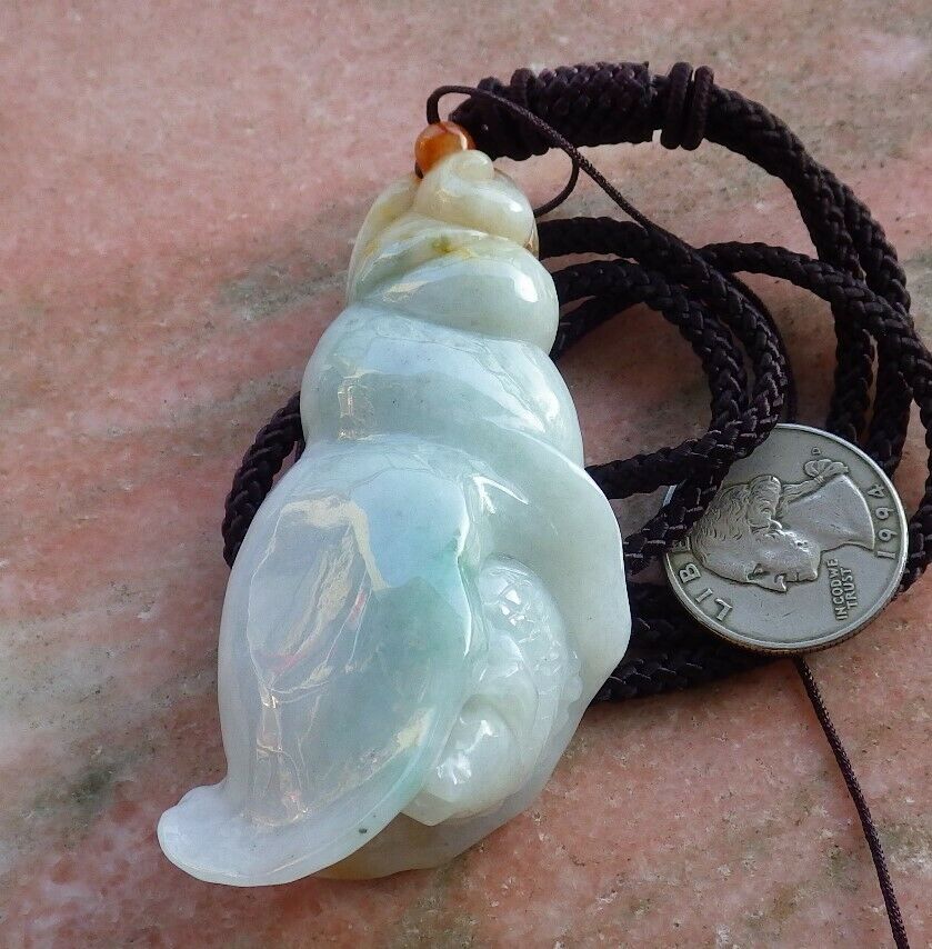 Certified Hand Carved Natural Burma 100% A Jade jadeite Sea Shell Fish Lucky Amulet Pendant Necklace