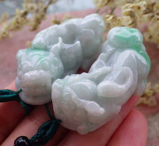 1 Pair Certified Hand Carved Green Natural Myanmar Burma A Jade jadeite Dragon Pi Xiu Pendant Necklace