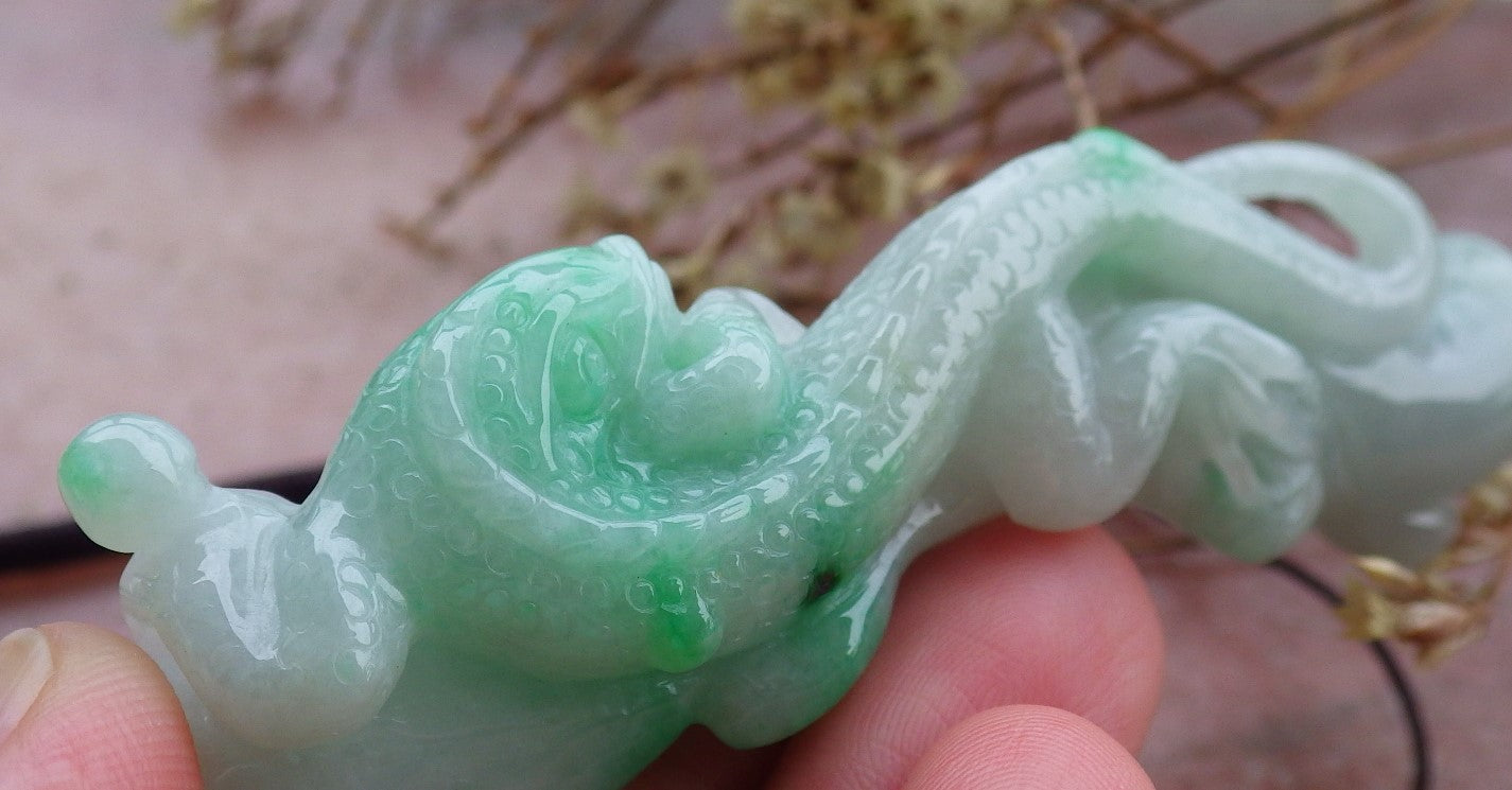 Certified Hand Carved Natural Burma Grade A Jade jadeite Dragon Lizard Bamboo Pendant Necklace