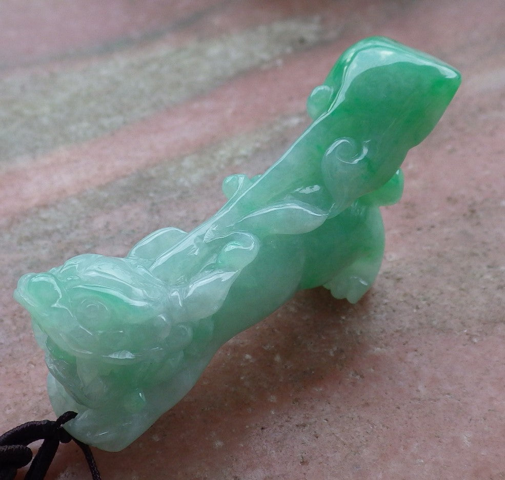 Certified Hand Carved Green Burma Myanmar Natural A Jade jadeite Dragon Pi Xiu Pendant Necklace