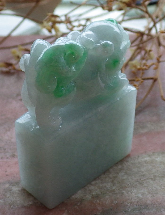 Certified Hand Carved Green Natural Myanmar Burma A Jade jadeite Dragon Pi Xiu Chop Seal Display