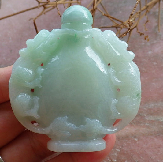 Certified Hand Carved Lavender Natural Myanmar Burma A Jade jadeite Dragon Snuff Bottle Display
