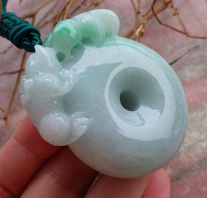 Certified Hand Carved Green Natural Myanmar Burma 100% A Jade jadeite Frog Toad Leaf Circle Donut Pendant Necklace