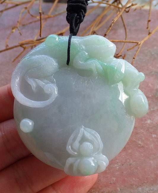 Certified Green Hand Carved Natural Myanmar Burma A Jade jadeite Dragon Lizard Spider Peach Pendant Necklace