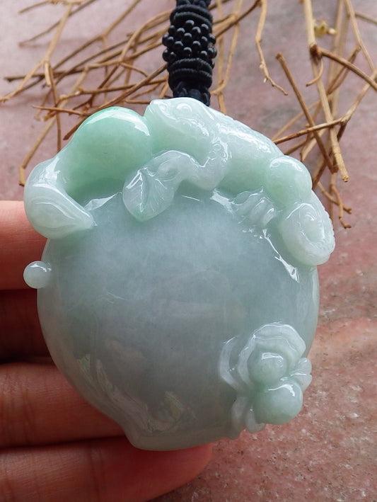 Certified Green Hand Carved Natural Myanmar Burma A Jade jadeite Dragon Lizard Spider Peach Pendant Necklace