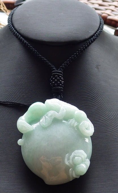 Certified Green Hand Carved Natural Myanmar Burma A Jade jadeite Dragon Lizard Spider Peach Pendant Necklace