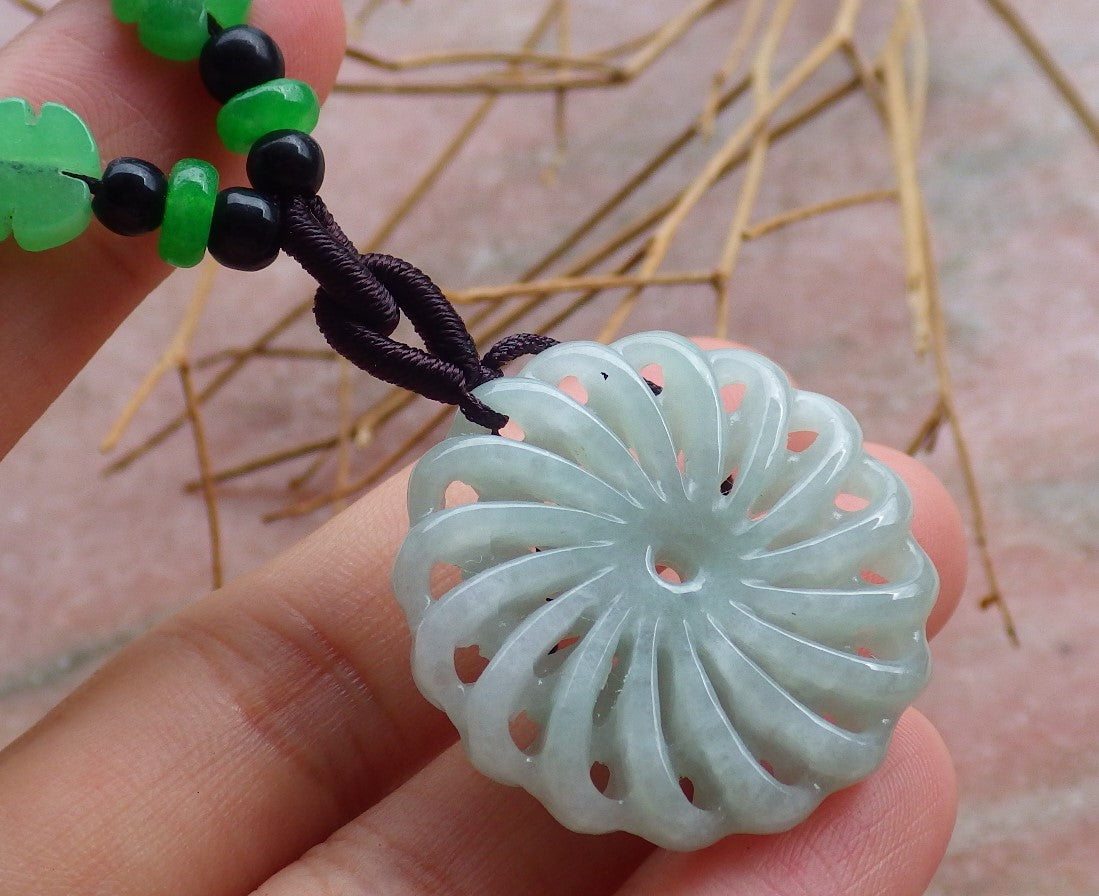 Certified Hand Carved Light Green Natural Myanmar Burma A Jade jadeite Coin Knotte Flower Circle Pendant Necklace