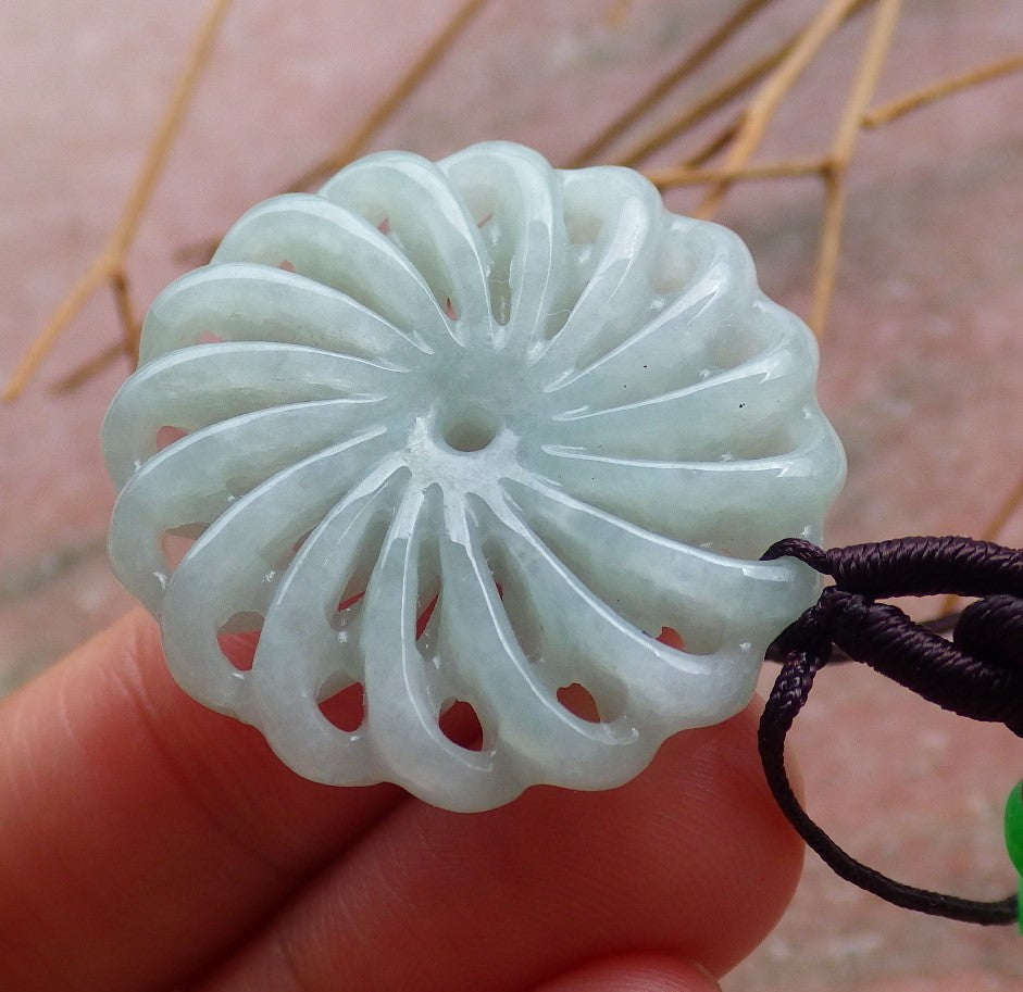 Certified Hand Carved Light Green Natural Myanmar Burma A Jade jadeite Coin Knotte Flower Circle Pendant Necklace