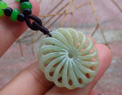 Certified Hand Carved Light Green Natural Myanmar Burma A Jade jadeite Coin Knotte Flower Circle Pendant Necklace