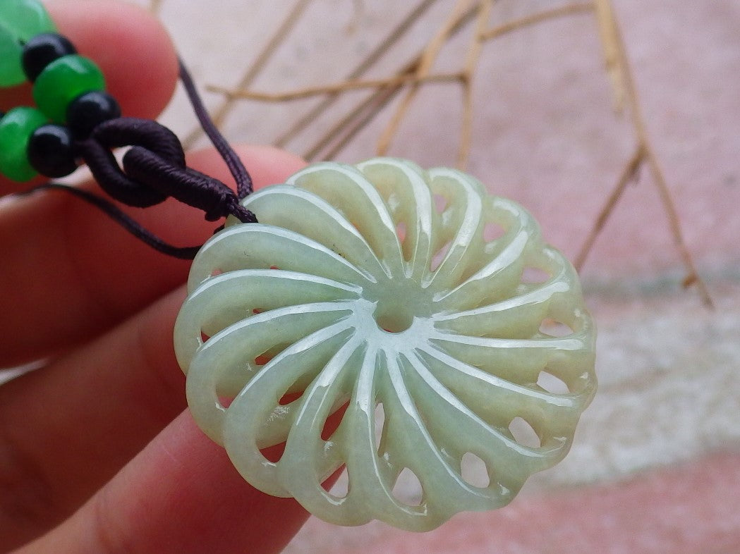 Certified Hand Carved Light Green Natural Myanmar Burma A Jade jadeite Coin Knotte Flower Circle Pendant Necklace