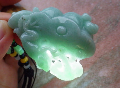 Certified Hand Carved Green Natural Burma Grade A Jade jadeite Frog Toad Lotus Pendant Necklace