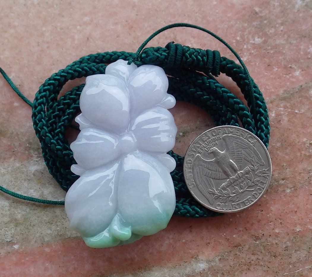 Certified Hand Carved Natural Green Burma Grade A Jade jadeite Frog Toad Lotus Flower Lucky Amulet Pendant Necklace