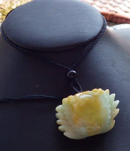 Certified Hand Carved Yellow Natural Myanmar Burma A Jade Carving Ruyi Crab Pendant Necklace