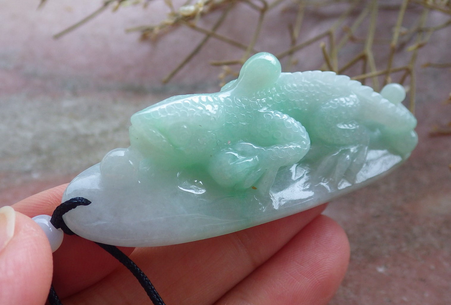 Certified Hand Carved Green Burma Natural A Jade jadeite Dragon Lizard Pendant Necklace