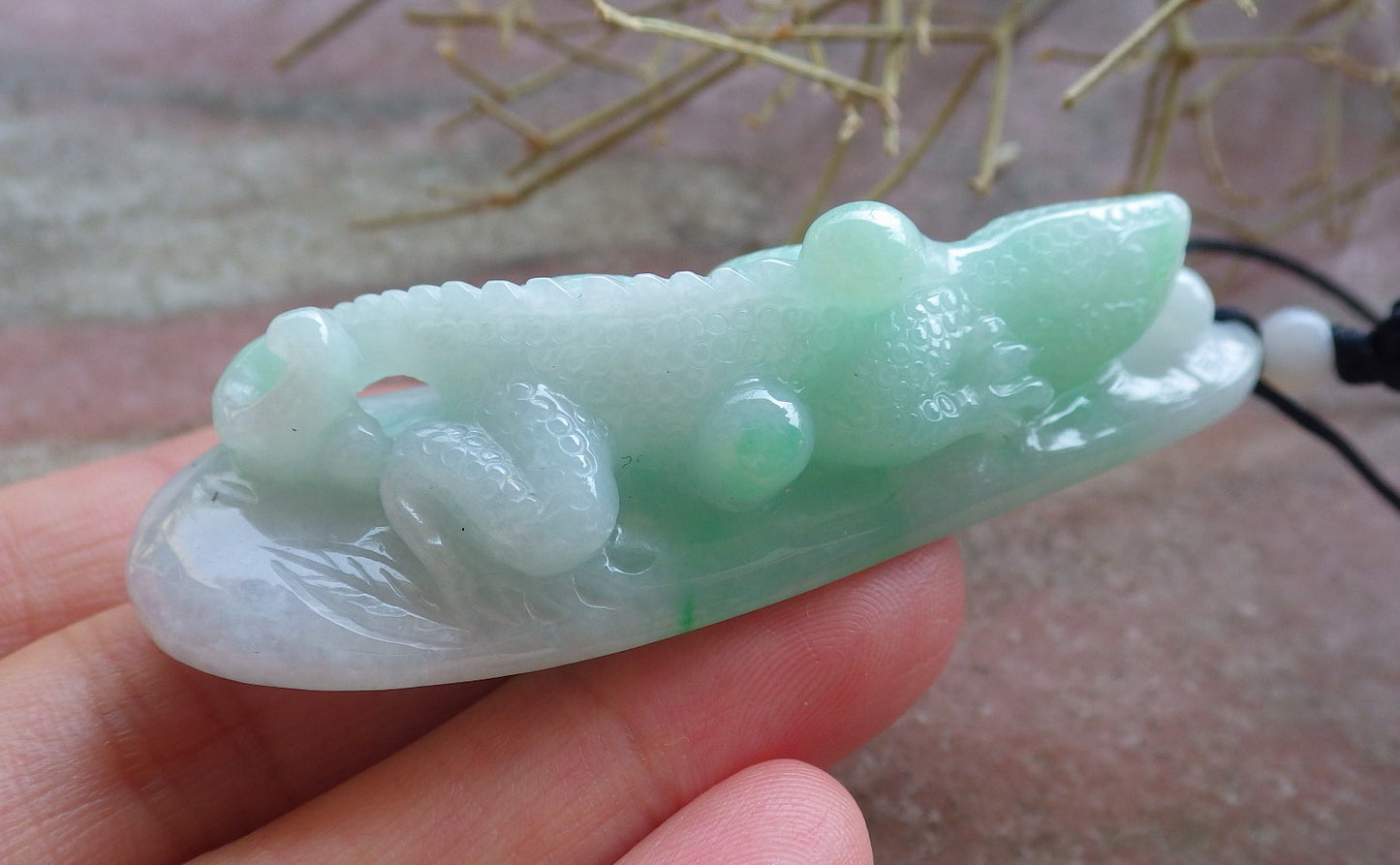 Certified Hand Carved Green Burma Natural A Jade jadeite Dragon Lizard Pendant Necklace