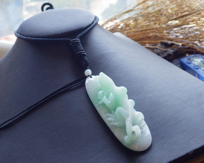 Certified Hand Carved Green Burma Natural A Jade jadeite Dragon Lizard Pendant Necklace