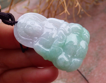 Certified Hand Carved Green Natural Myanmar Burma A Jade jadeite Guanyin Kwan Yin Pendant Necklace