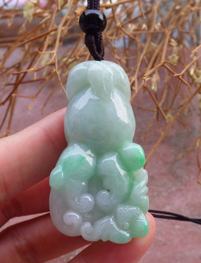 Certified Hand Carved Green Myanmar Burma 100% Natural A Jade jadeite Bat Ginseng Pendant Necklace