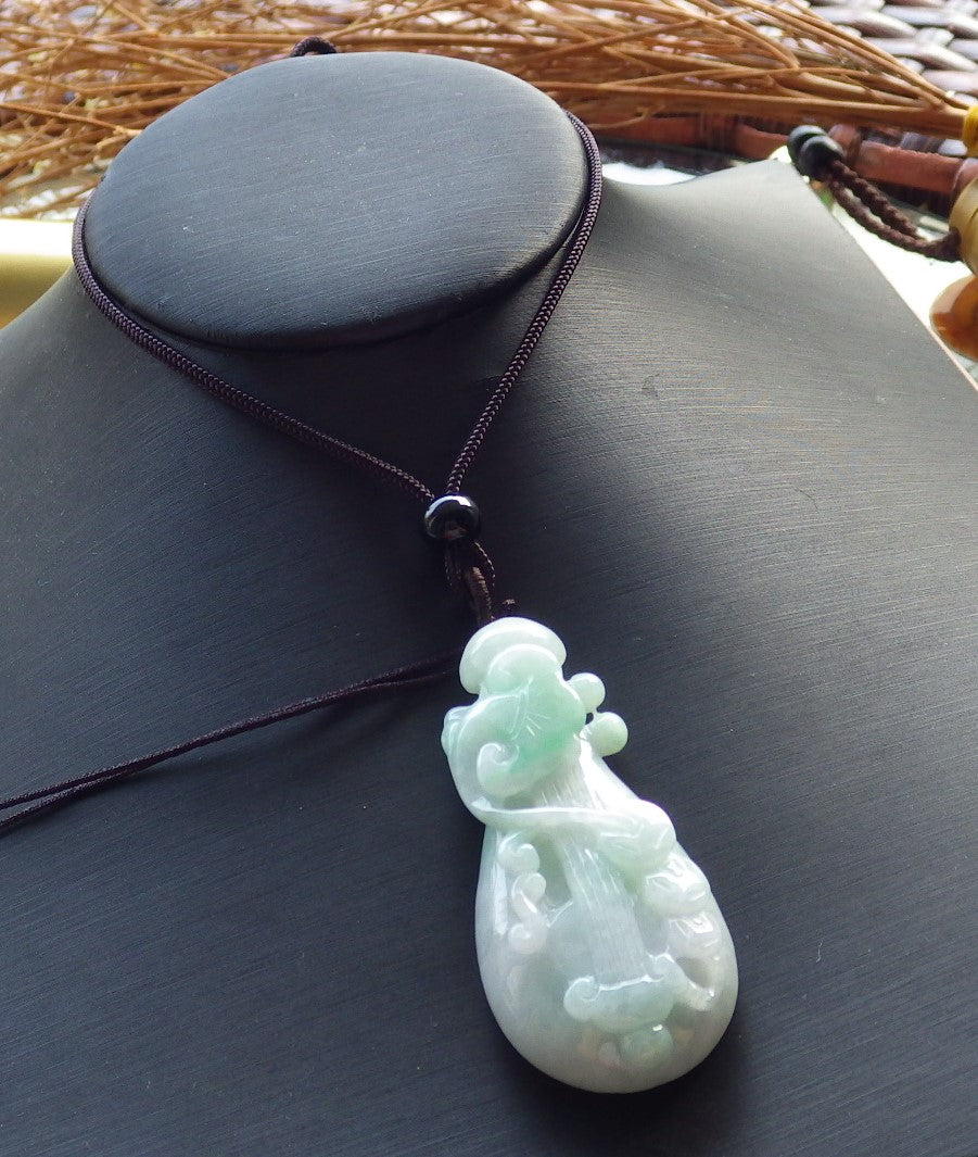 Certified Hand Carved Natural Lavender Burma A Jade jadeite Flower Lotus Guitar Pendant Necklace