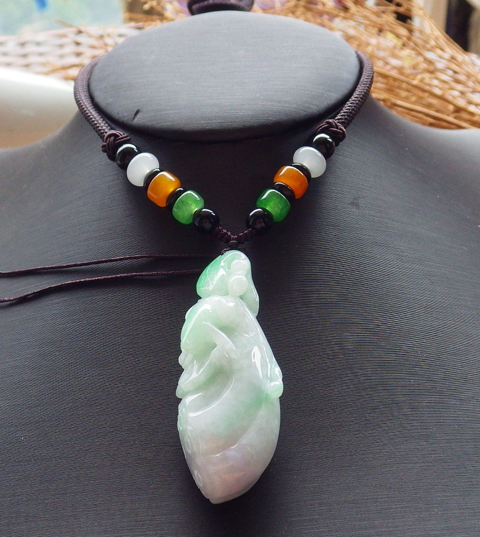 Certified Hand Carved Myanmar Burma Natural A Jade jadeite Frog Toad Lucky Amulet Pendant Necklace