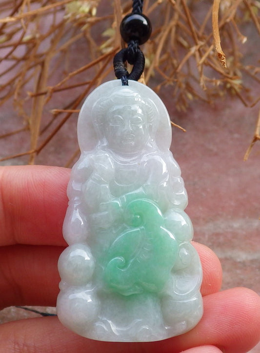 Certified Hand Carved Green Natural Myanmar Burma A Jade jadeite Guanyin Kwan Yin Pendant Necklace