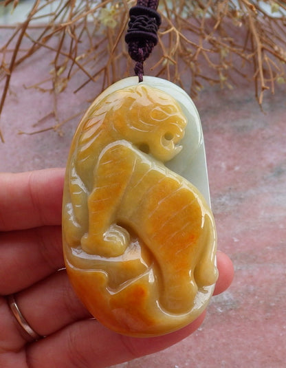 Certified Hand Carved Green Yellow 100% Natural Myanmar Burma A Jade jadeite Tiger Zodiac Pendant Necklace