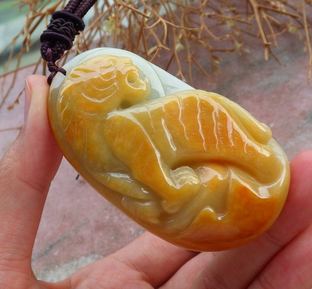 Certified Hand Carved Green Yellow 100% Natural Myanmar Burma A Jade jadeite Tiger Zodiac Pendant Necklace