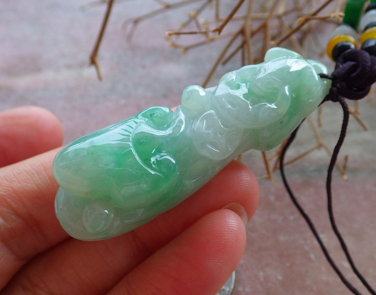 Certified Hand Carved Green Natural Myanmar Burma A Jade jadeite Frog Toad Lotus Flower Pendant Necklace