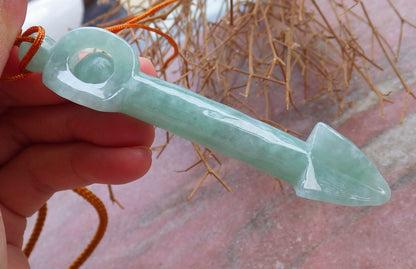 Certified Hand Carved Green Natural Myanmar Burma A Jade Arrow Bead Beads Pendant Necklace