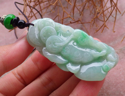 Certified Hand Carved Green Natural Myanmar Burma A Jade jadeite Frog Toad Lotus Flower Pendant Necklace