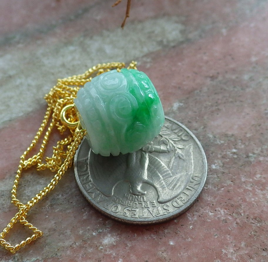 Certified Hand Carved Green Natural Myanmar Burma A Jade Jadeite Barrel Circle Donut Ruyi Pendant Necklace