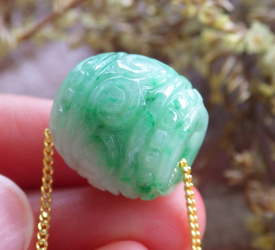 Certified Hand Carved Green Natural Burma A Jade Jadeite Circle Donut Ruyi Pendant Necklace