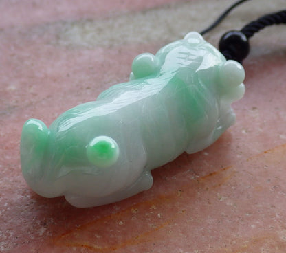 Certified Hand Carved Green Natural Myanmar Burma A Jade Jadeite Zodiac Tiger Lucky Amulet Pendant Necklace