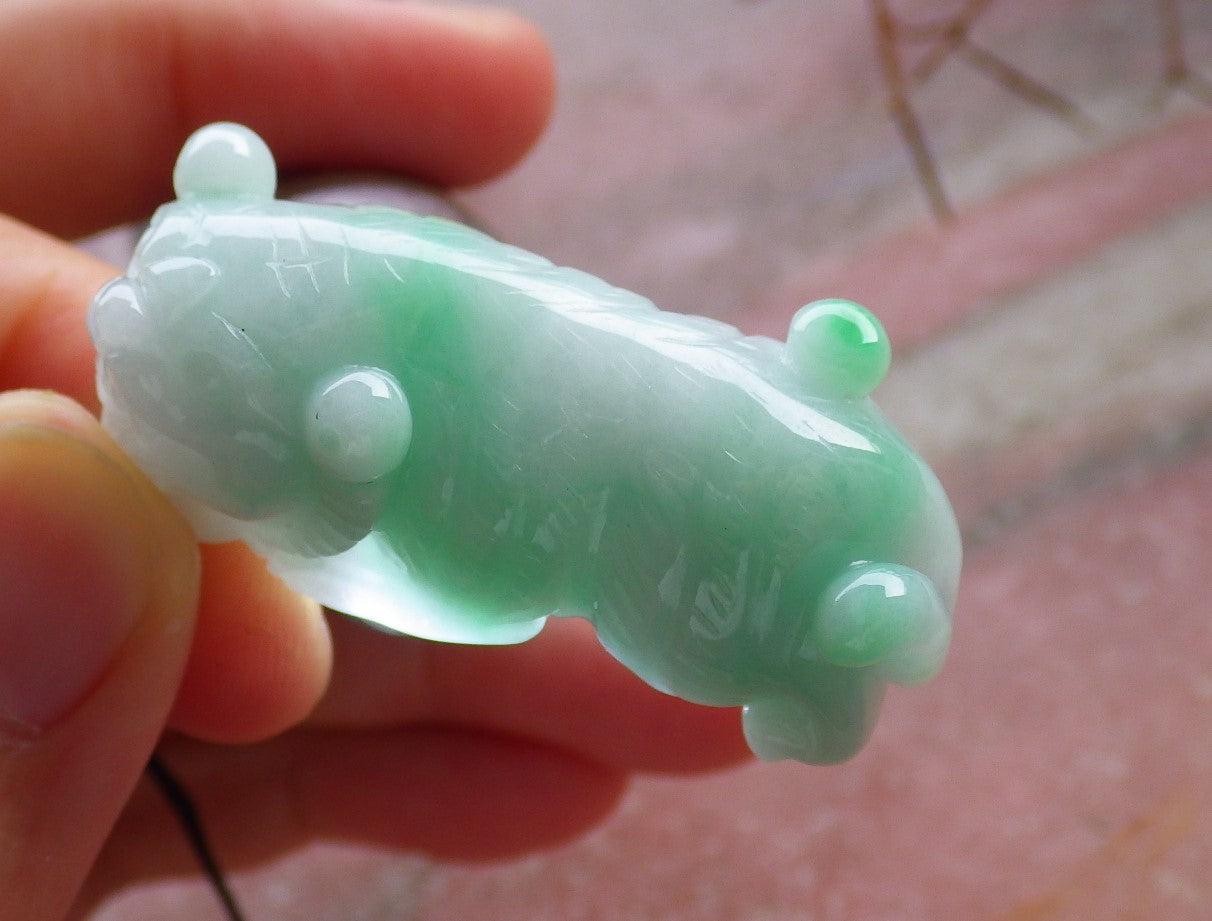 Certified Hand Carved Green Natural Myanmar Burma A Jade Jadeite Zodiac Tiger Lucky Amulet Pendant Necklace