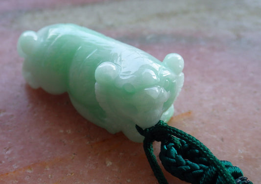 Certified Hand Carved Green Natural Myanmar Burma A Jade Jadeite Zodiac Tiger Lucky Amulet Pendant Necklace